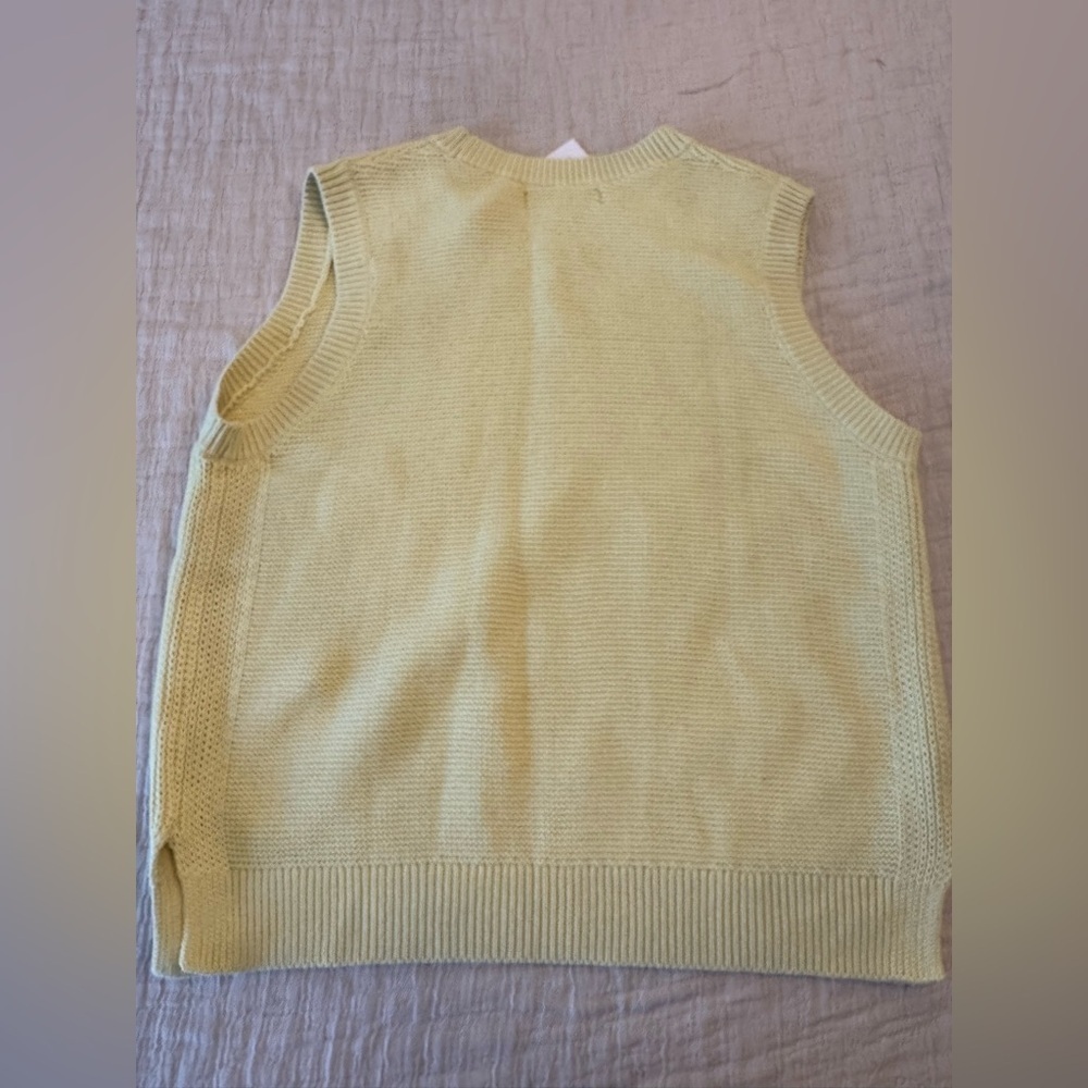 Banana Republic Light Yellow Knit Sleeveless Sweater Vest, Medium - Picture 6 of 9